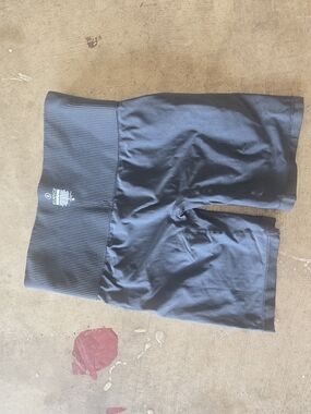 Blanqi Gray High-Waist Postpartum Shorts